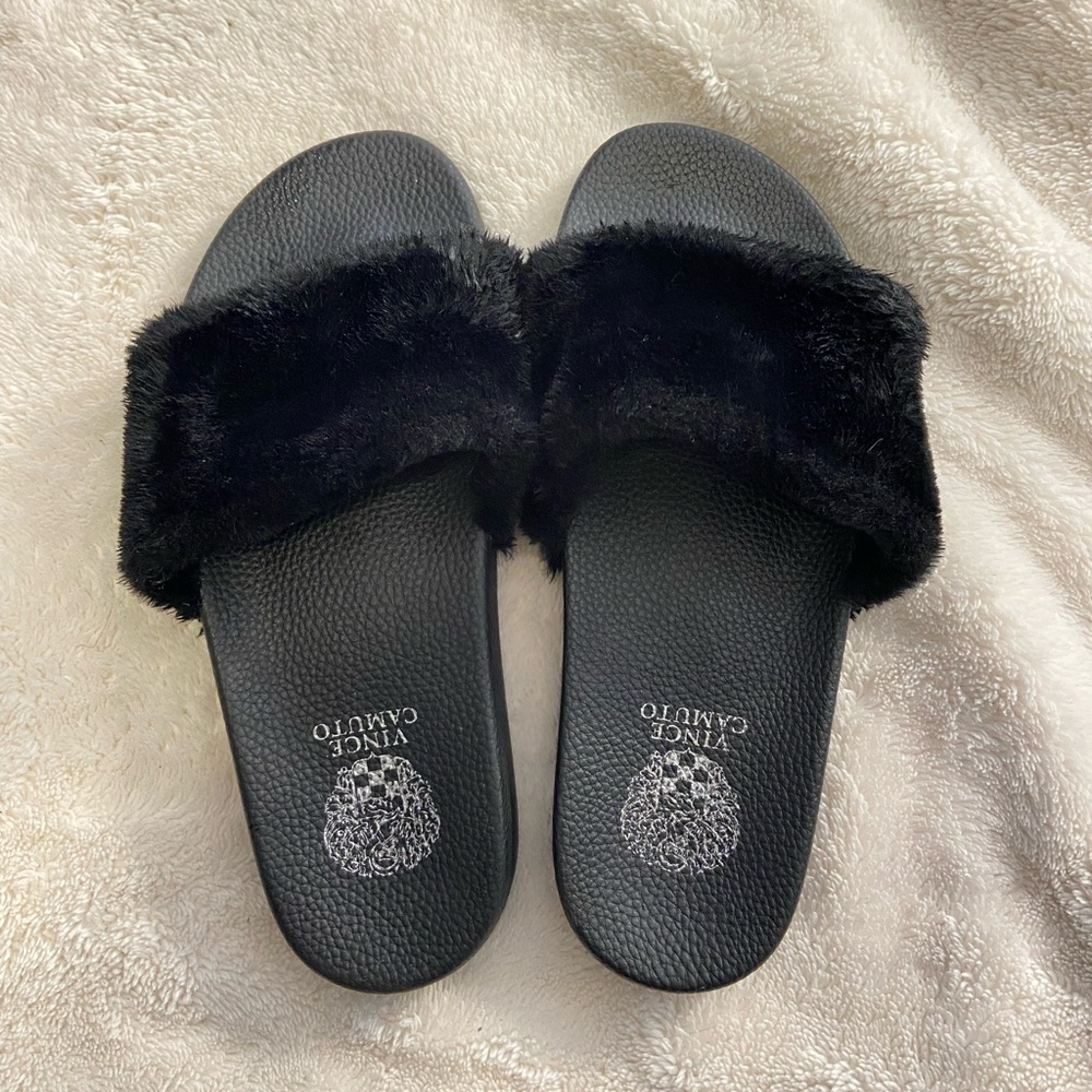 Vince Camuto Fuzzy Black Sandal Slides size 9